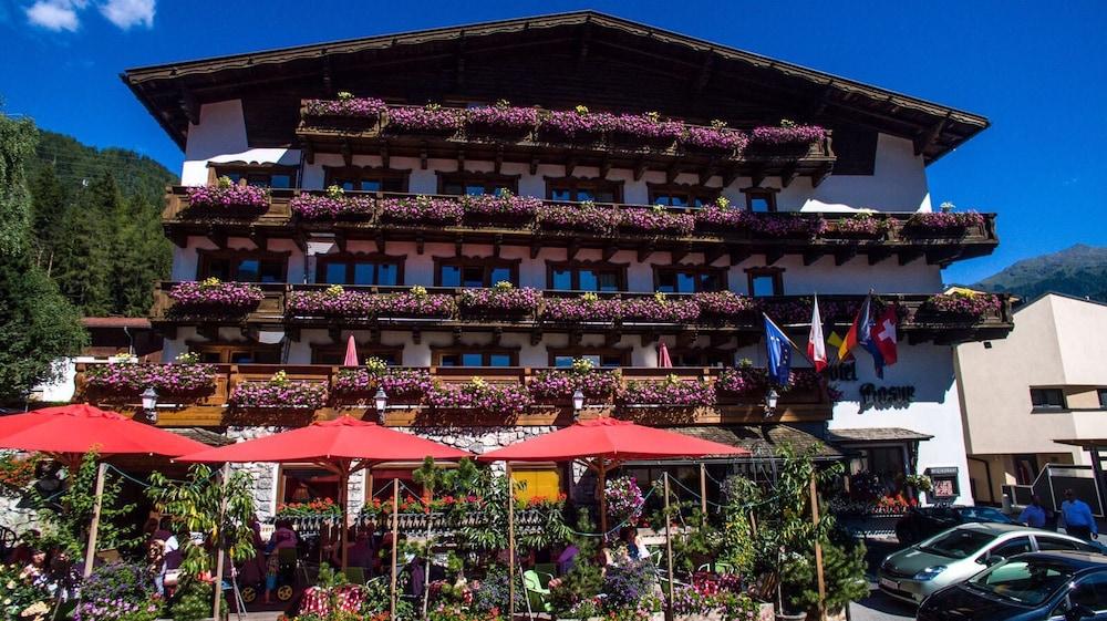 Berghotel Basur - Das Schihotel Am Arlberg Flirsch Εξωτερικό φωτογραφία