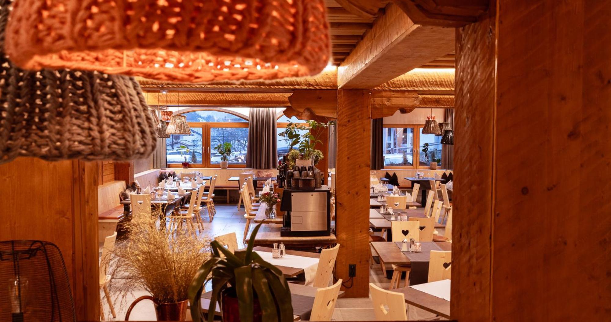 Berghotel Basur - Das Schihotel Am Arlberg Flirsch Εξωτερικό φωτογραφία